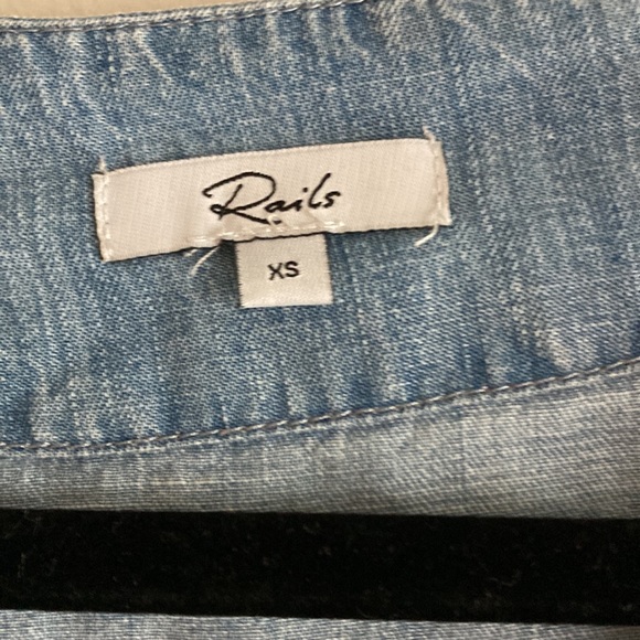 Rails Zimi chambray Medium Vintage Wash V-Neck Bell sleeve oversized top XS - Picture 4 of 5